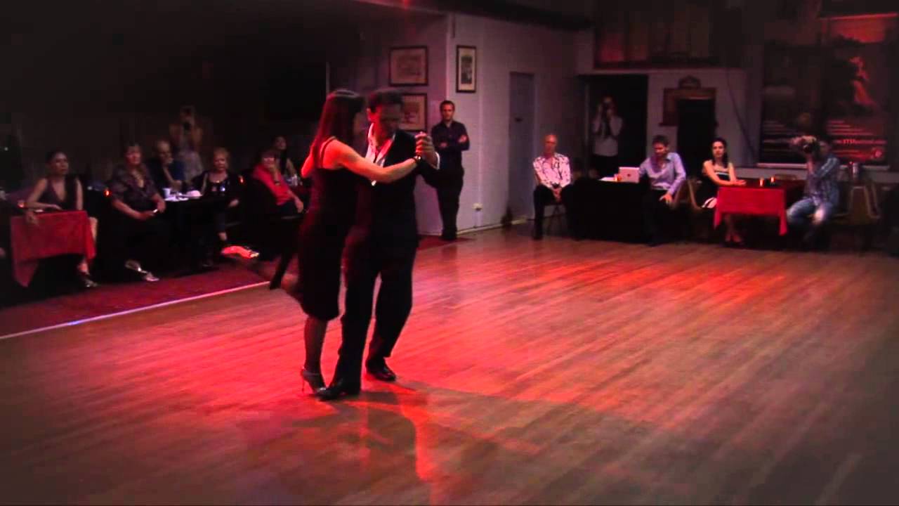 Fabian Peralta y Lorena Ermocida - Sydney Tango Salon Festival 2011 - Farewell Milonga - Dance 1