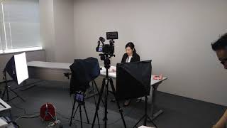 教材映像の出演ナレーター動画2