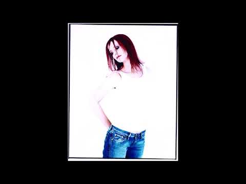 Angelzoom - Everyone Cares (radio mix)