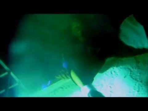 Kewon - Different Feat Macck Mula  (OFFICIAL VIDEO)