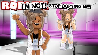 Copying Everyone S Outfit In Roblox Fashion Famous Free Online Games - i copied my bully s outfit and won roblox fashion frenzy roblox