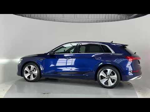Audi e-tron S LINE 55 QUATTRO**22" UPGRADED ALLOYS - Image 2