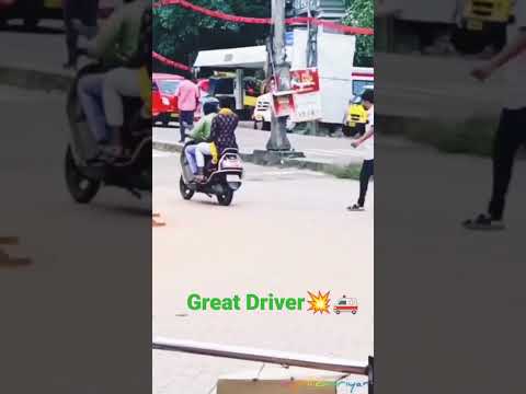 Great salute to Ambulance Driver | Every seconds is valuable | #shorts #ambulance #driving