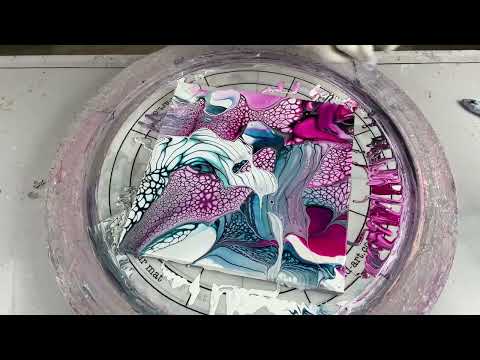 357. Sheleeart Fluid Artist - Scoop and Stretch