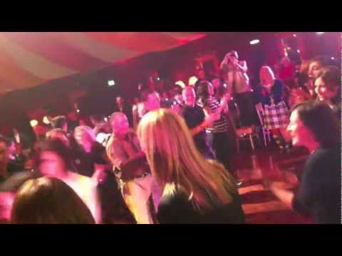 Moments with MAndrews - "Dancefloor"