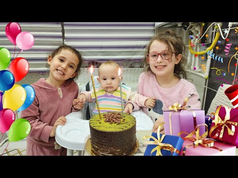 ASEL MIRA IS NINE MONTHS OLD!! WE CELEBRATED HER BIRTHDAY WITH BAHAR AND BANU ALYA!!