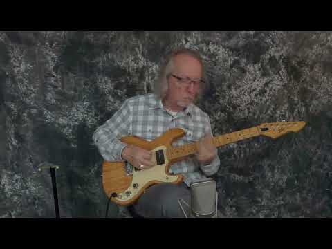 Video Demo Vintage RARE 1985 USA Peavey T-15 Short Scale Guitar Natural Ash Pro Setup New Strings Original Peavey Chainsaw Hard Shell Case image 20