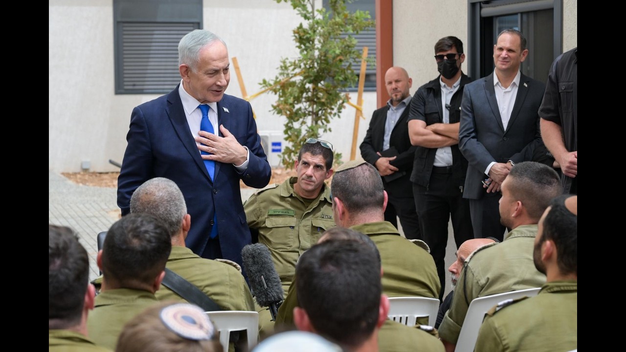 ראש הממשלה נתניהו במפגש עם קורס קצינים קרביים במילואים בגוש עציון