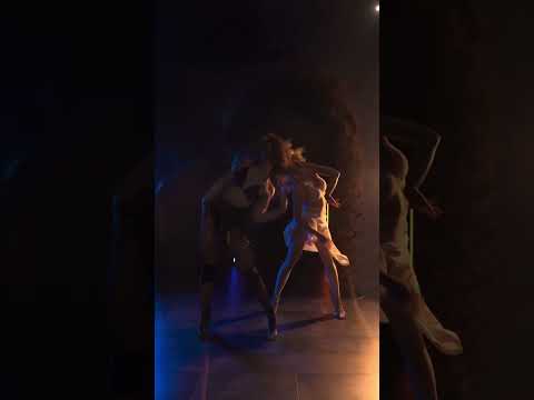 High Heels choreography - Medusa ( Apollo On The Run i Updog ) . Dancers : Sveta Shapran, Lera Pink