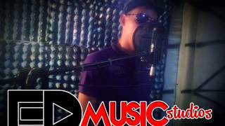 J C QUIERO ESTAR A TU  LADO