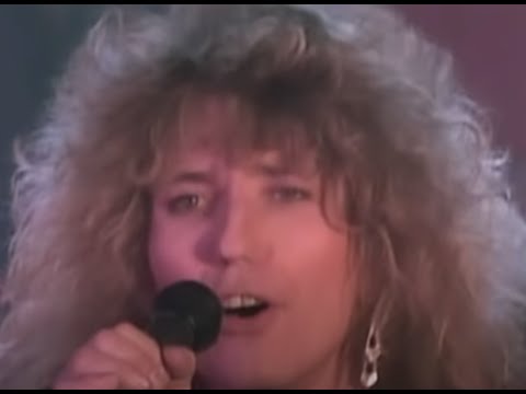 Whitesnake - Give Me All Your Love (Official Music Video)