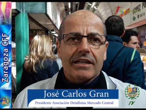 Visita del Zaragoza Femenino al Mercado Central