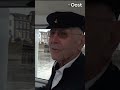 Pontbaas Geert maakt heel wat mee. Zo heeft hij meerdere drenkelingen proberen te redden | RTV Oost