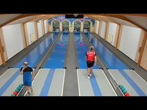 Nico spielt 100 Volle