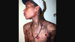 Jaye East Ft. Young Sam- Hand Full Of Ass (W. Download Link)