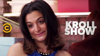 Kroll Show - PubLIZity - Liz Is Pregnant?!