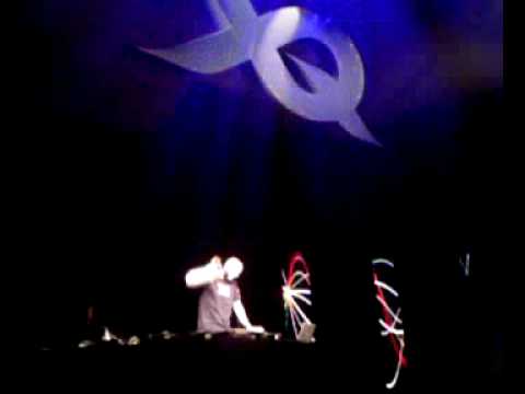 X-Qlusive Showtek - Melbourne 20.12.08 - Showtek (Green Stuff)