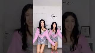 Download lagu Pinky Hai Paise Walo Ki | #TeamVleenam | #Shorts | #TikTok | #Reels | #Reel | #Twins | #Twin |#Dance mp3