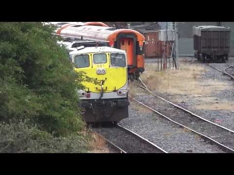 Irish Rail class 071 (081) + IWT Liner - North Wall, Dublin.