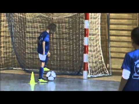 Trening w grupie wstępnego szkolenia. Rocznik 2004/2005. 11.10.2012 r.