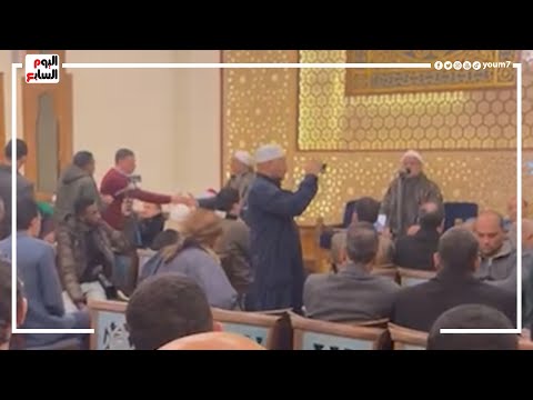 أحمد نعينع وكبار المشايخ يؤدون واجب العزاء فى نجل الشيخ عبد الباسط عبد الصمد