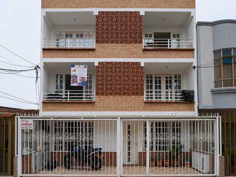 Apartamentos, Alquiler, Salomia - $950.000