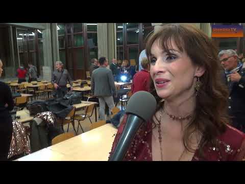 Anneke van Hooff stelt eerste Nederlandstalige solo-single voor