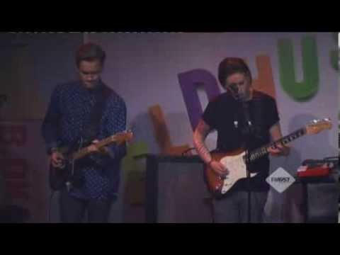 Eldhúspartý FM957 2013 - Vök - Á Ný