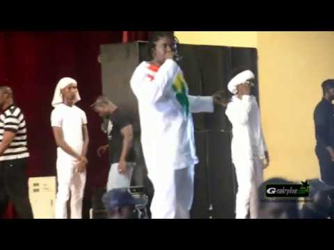 Concert de Singleton: ses cinq ans de tube à succès