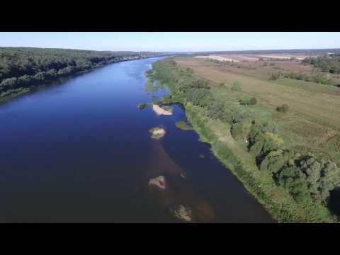 Первый полет на коптере на даче вдоль р. Ока