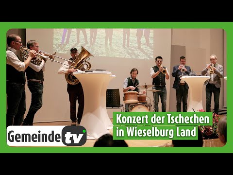 Die Tschechen im Schloss Weinzierl