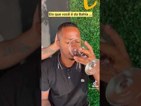 ROLA Vinho Italiano na  Bahia é Barril kkkkkk