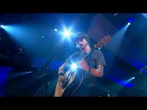 Foo Fighters - Razor (live on Jools Holland)  [2005]