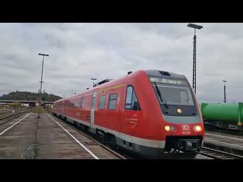 Einfahrt des Regionalexpress 3560 am 15.11.2024 in Schwandorf