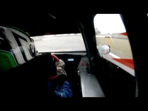 1a vez em um carro de competição - Veloce, no Velopark