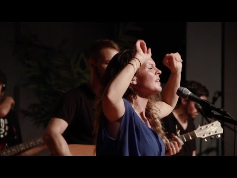 Take Courage - Linda Conant (Worship Moment)