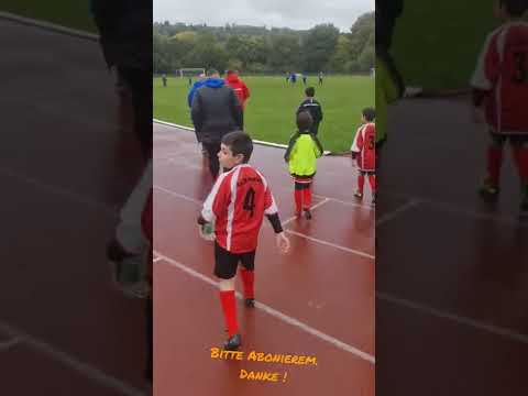 Vor dem F-Jugend Spiel Germania Enkheim gegen SG 28