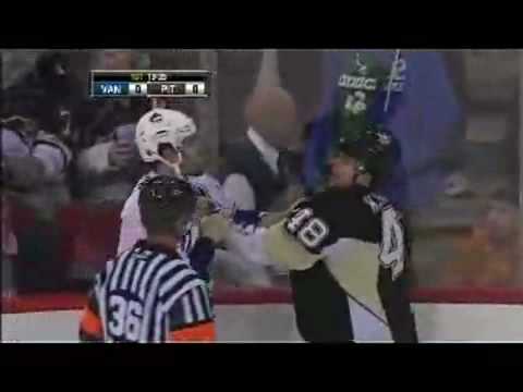 Vancouver Canucks @ Pittsburgh Penguins 11/22/08