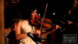 Carrie Rodriguez "I Cry For Love"