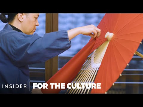 How Traditional Japanese Umbrellas Are Made - Stunning!