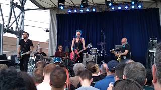 Juliana Hatfield  Feelin&#39; Massachusetts Temperance Beer Co. Evanston, IL June 22, 2019