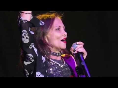 Stacey Q - We Connect & Two Of Hearts (Melbourne, 24 July 2016)