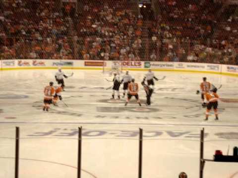 Flyers vs Ducks opening faceoff Oct 21 2010