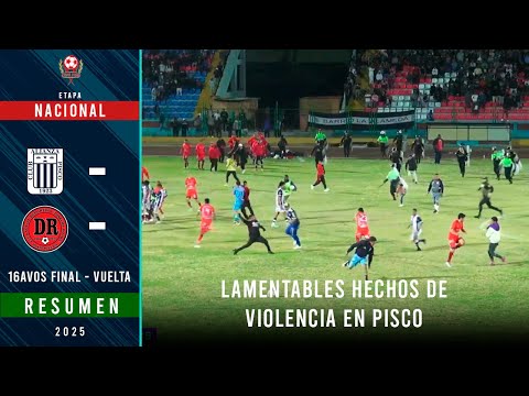 Aggression, pitched battle and total violence in the duel between Alianza Pisco and Diablos Rojos...