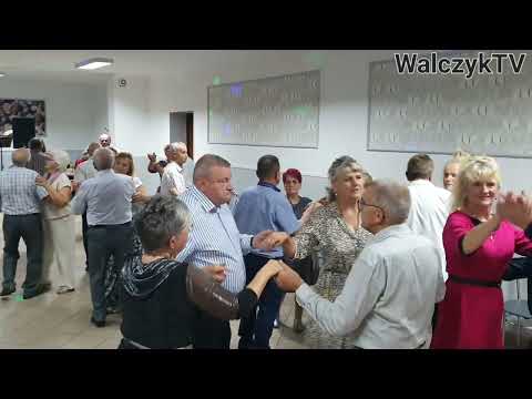 04 10 2025 WSPANIALE BAWI SIĘ WOLA SOLECKA z Kapelą Zbyszka Ciechowicza na potańcówce w Remizie OSP 