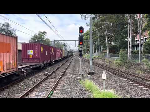 NR121 / NR57 / NR50 / NR119 / NR12 - 3NY3 passing Rhodes - 23/1/24