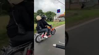 Download lagu story naik cb bareng ayang mp3