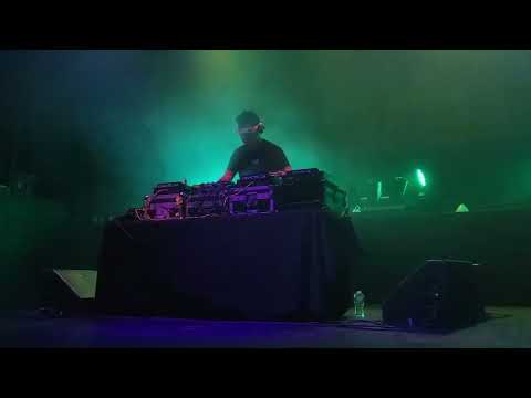 The Crystal Method in Vancouver - Roll It Up