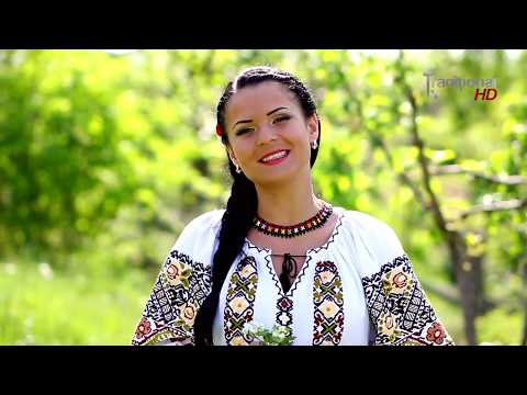 Cristina Retegan -  Floare alba de pa rat