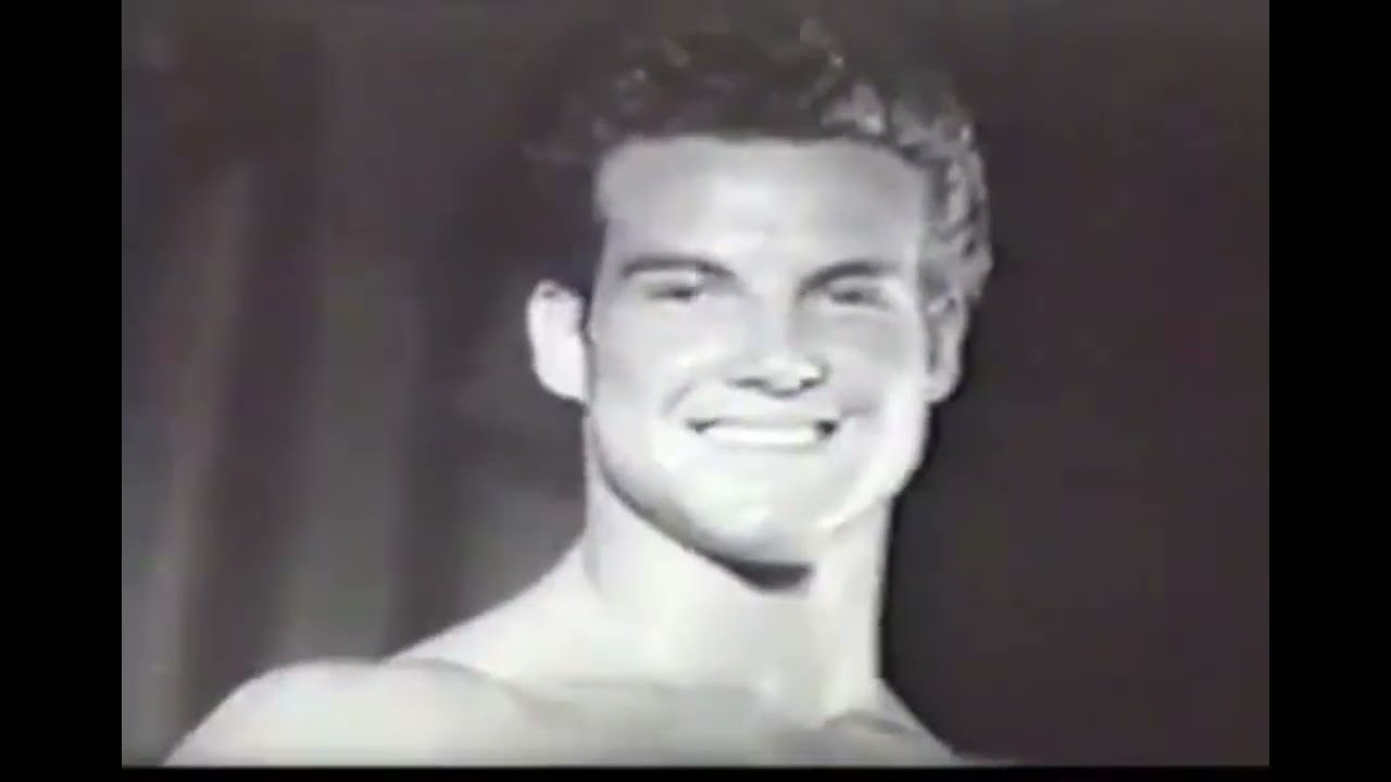 Miniature de la vidéo Le Plus Bel Homme Du Monde (1948) avec Steve Reeves du film Le Plus Bel Homme du monde